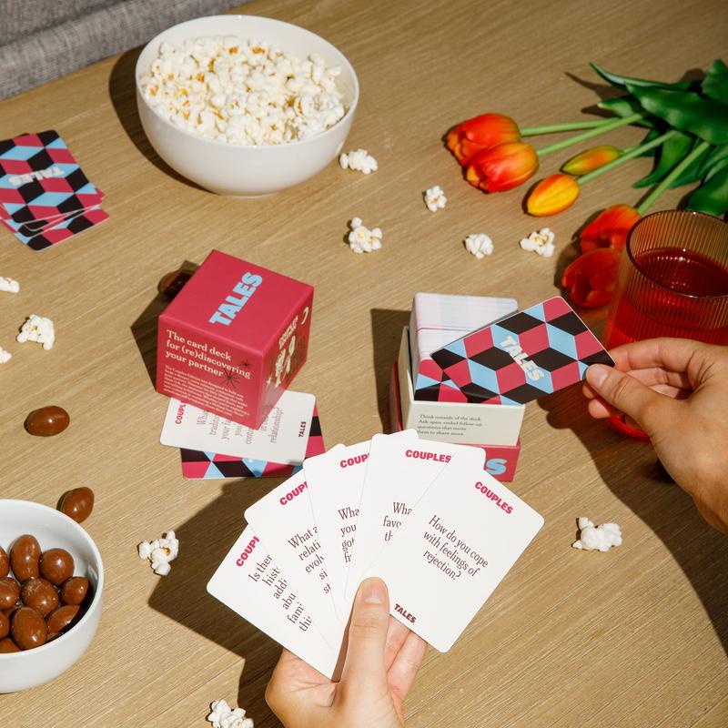 💬 TALES Family Edition – 150 Conversation Cards for Family Dinners & Game Nights 👨‍👩‍👧‍👦 Fun Prompts for Kids. Teens & Adults